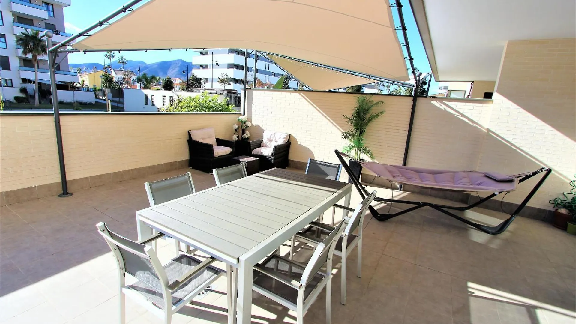 Apartment Los Alamos Playa, Piscina, Parking Y Padel Torremolinos Spain