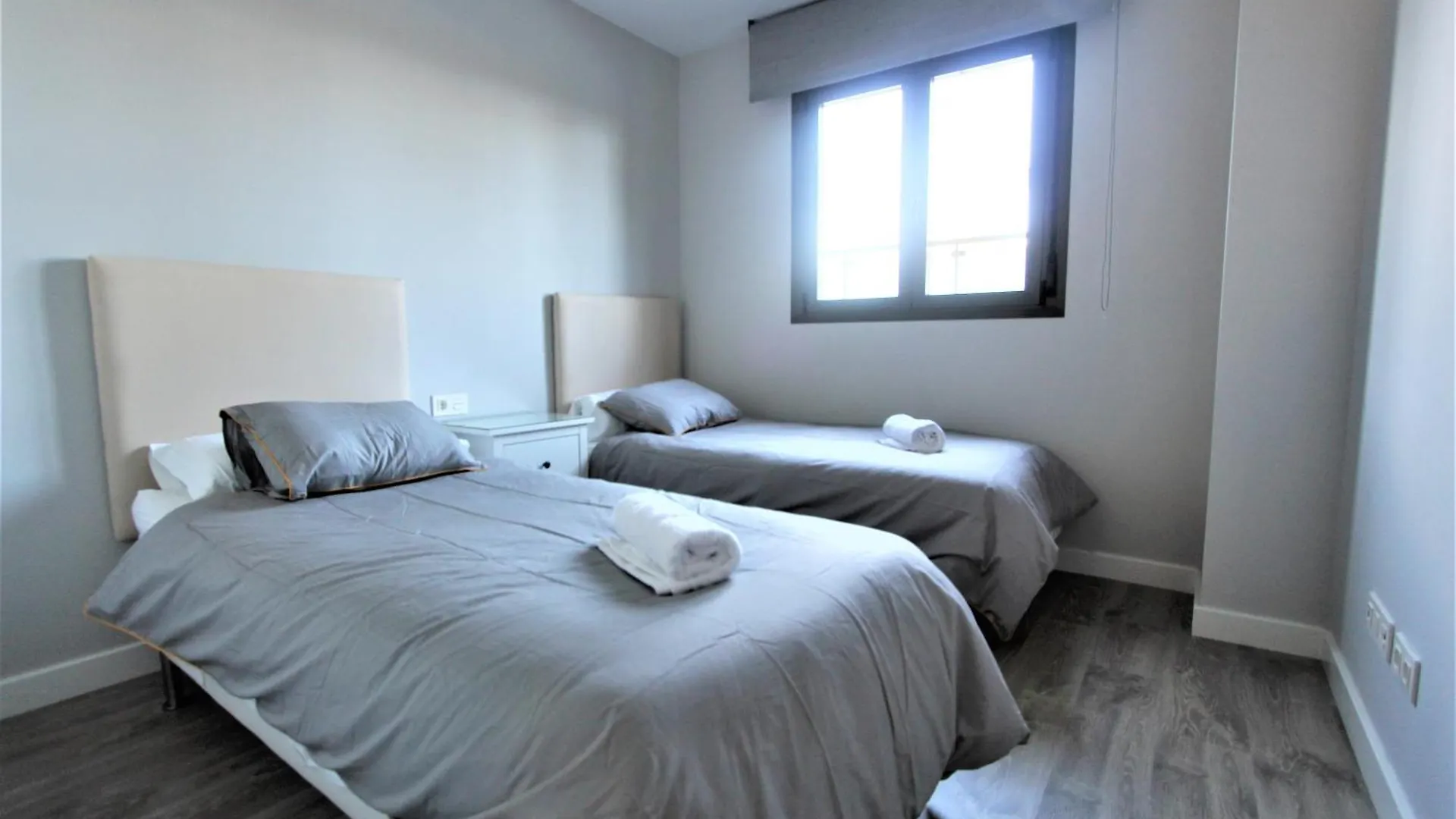 דירה טורמולינוס Los Alamos Playa, Piscina, Parking Y Padel